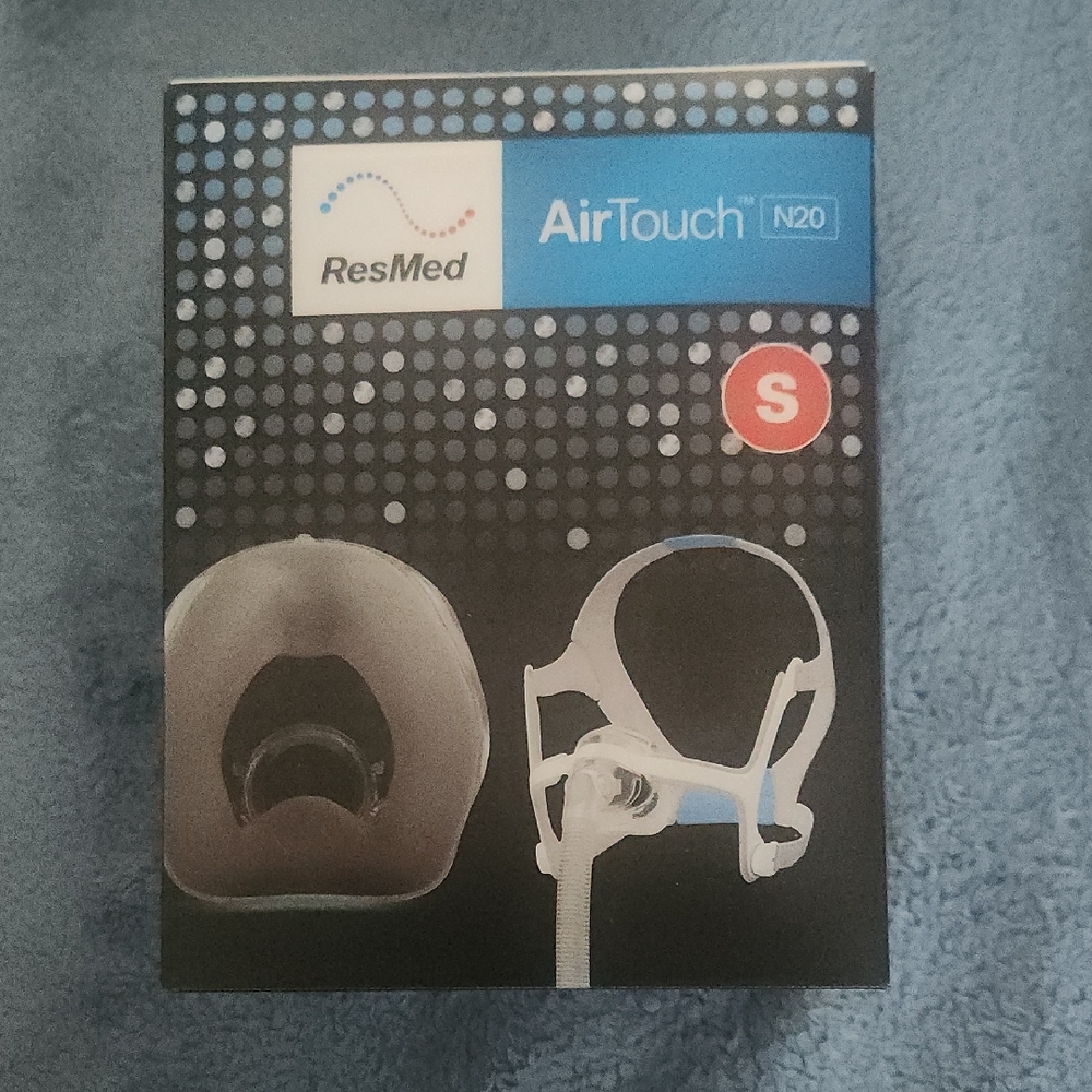 Brand New! ResMed AirTouch N20 Mask in Small WITH additional cushion